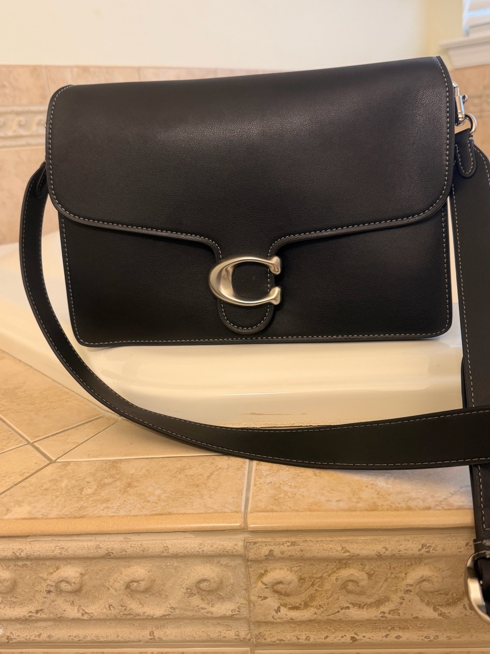Coach Black Leather Tabby 30cm Crossbody